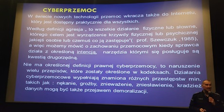 Powiększ grafikę: cyberprzestrzen-wokol-nas-442443.jpg